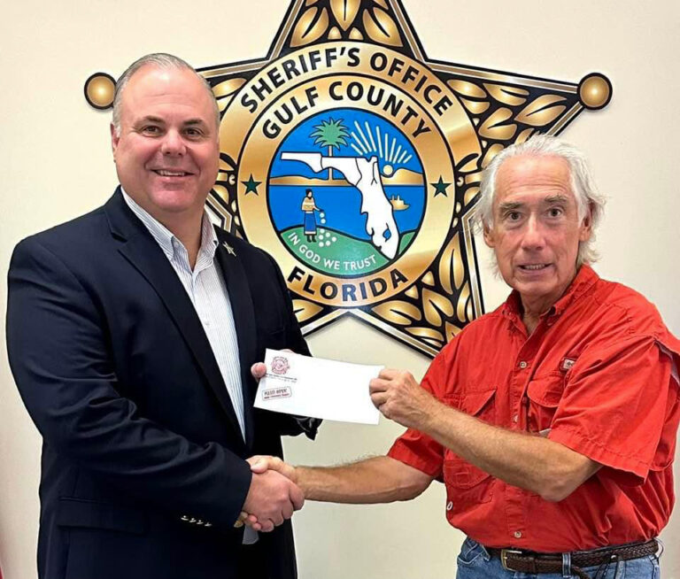 A helping hand for distressed deputies