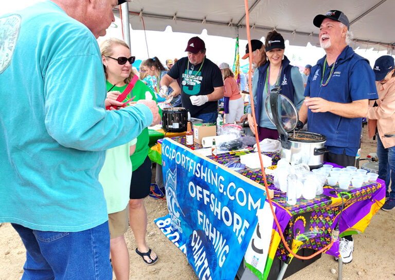 Crowds show out in Mexico Beach for silver anniversary cook-off