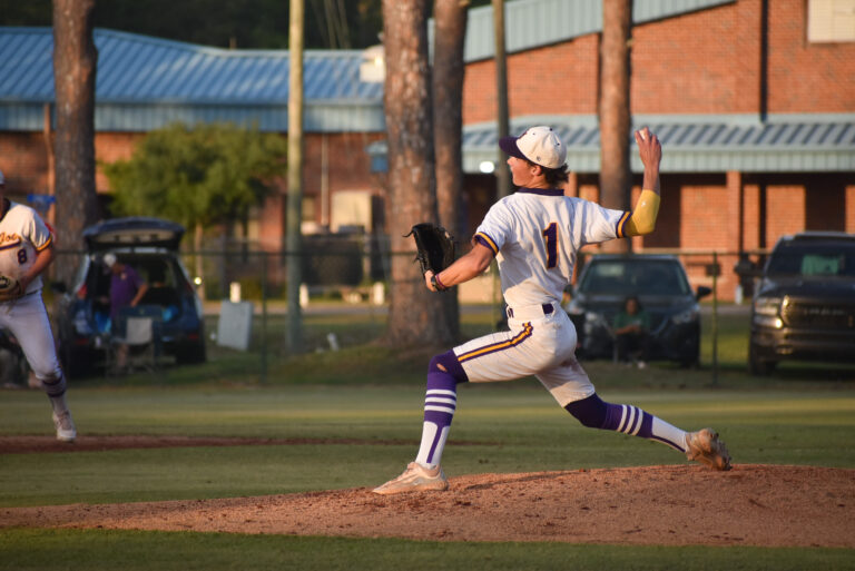 Tiger Sharks sweep Cottondale, eye Blue Devils